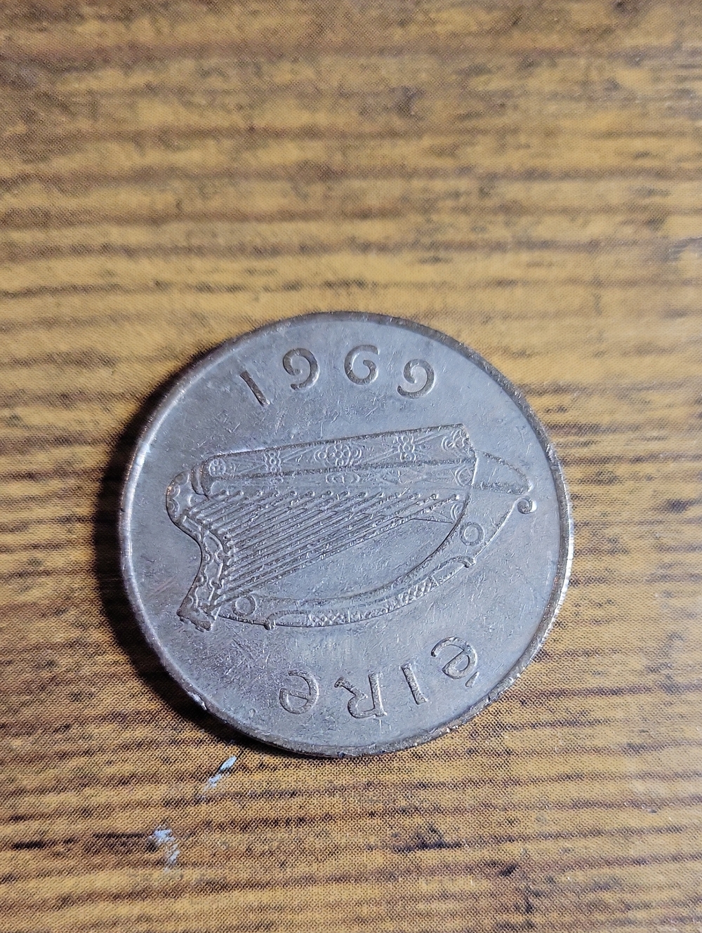 Vintage 1969 Irish 5 Pence Coin - Silver Tone Harp Design